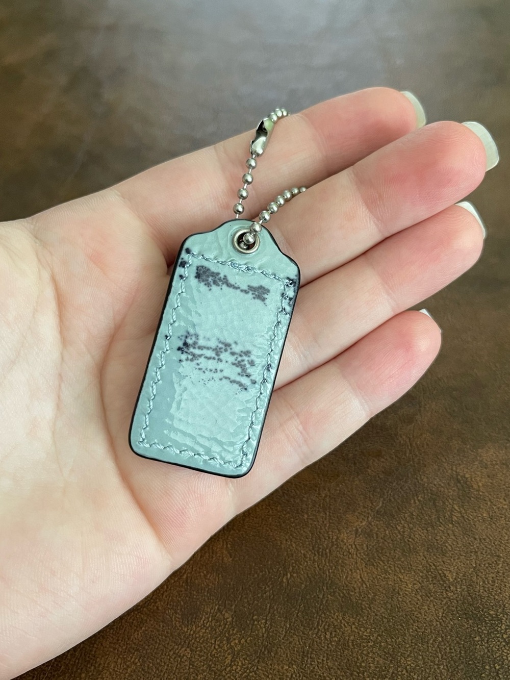 Coach hangtag - Picture 2 of 2